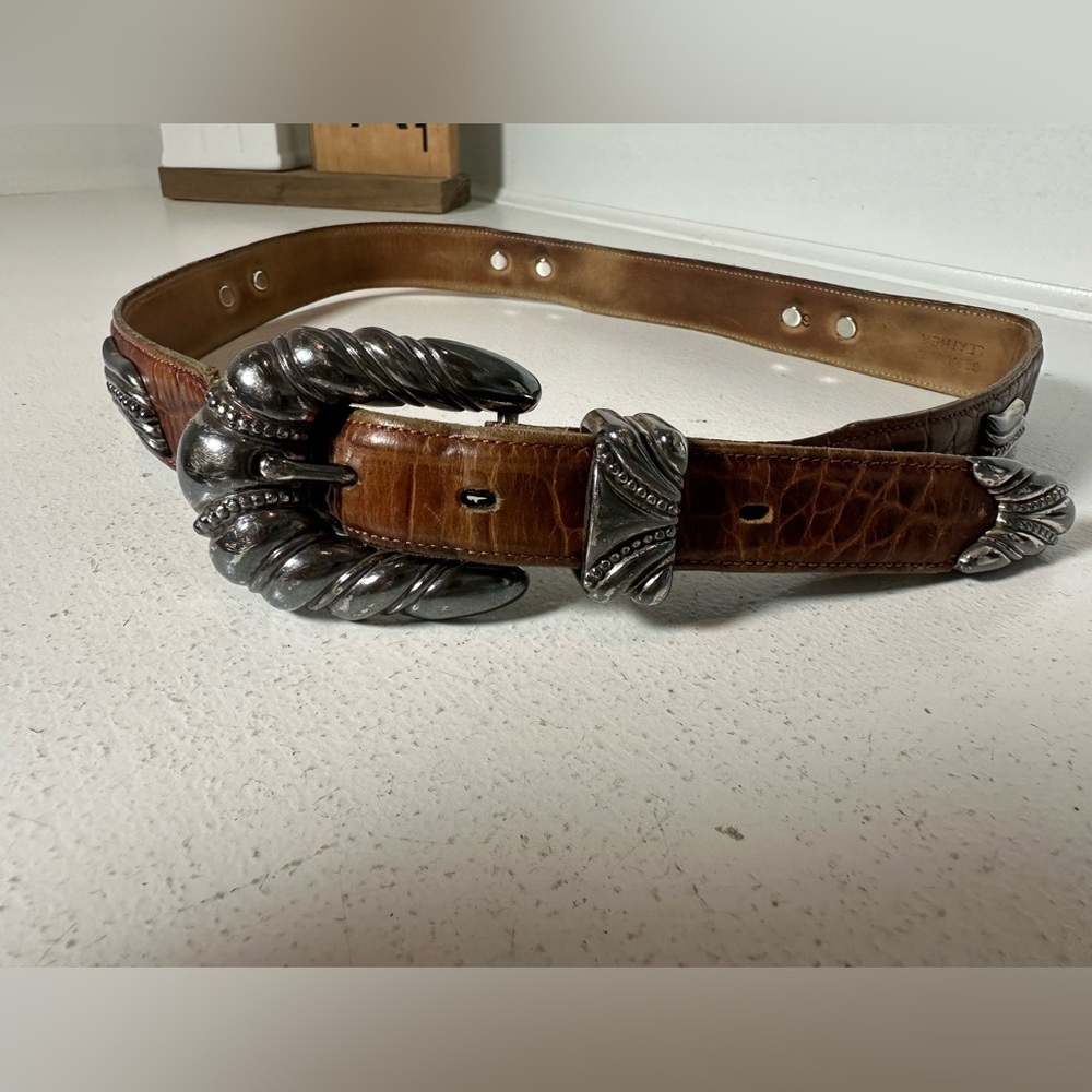 Vintage Western Croc-Embossed Leather Belt w/ Ornate Silver Buckle Women’s 32 - Picture 2 of 6
